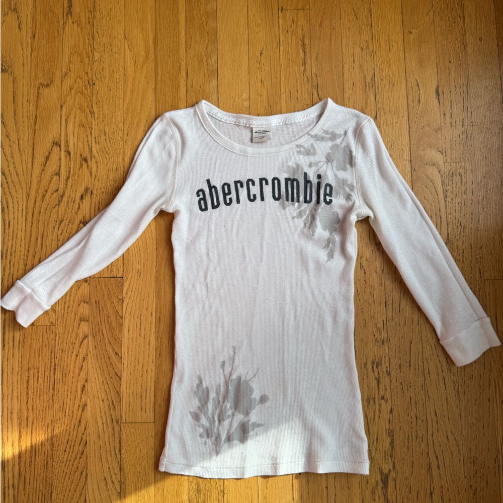 Abercrombie & Fitch Kids Vintage Y2K | White and Gray Long Sleeve Ribbed Tee